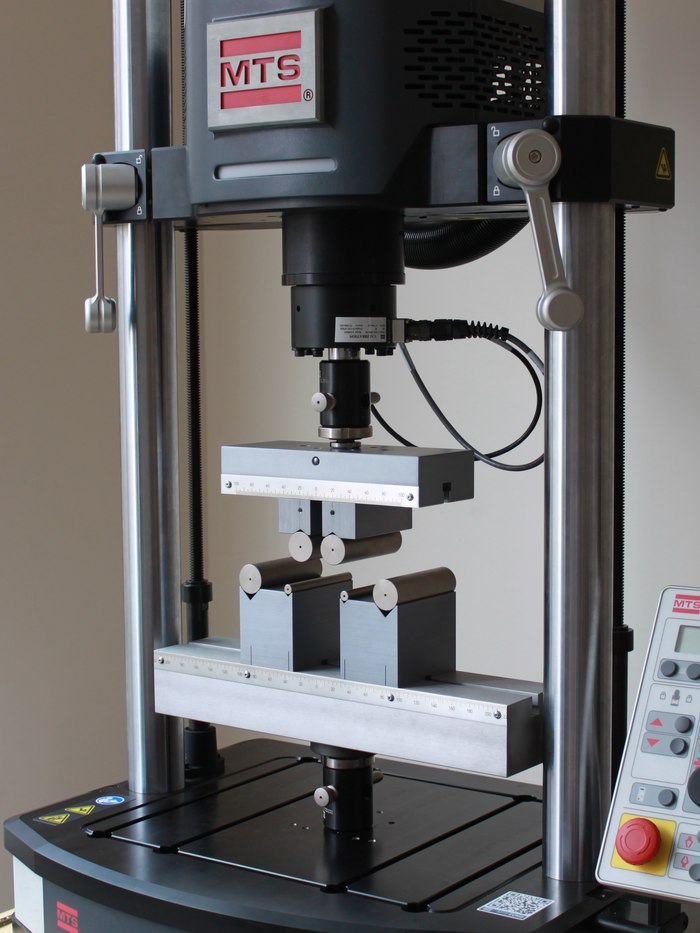 Mechanical testing of an implant on an MTS testing machine